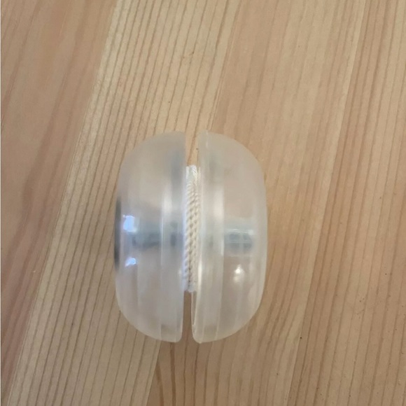 Apple branded yo-yo rare find - Picture 2 of 3